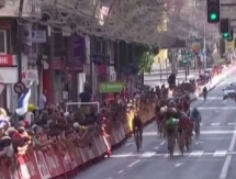 Видео финиша восьмого этапа «Вуэльты Испании» с участием гонщиков «Астаны» 