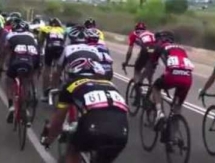 Видео финиша десятого этапа «Вуэльты Испании» с участием гонщиков «Астаны»