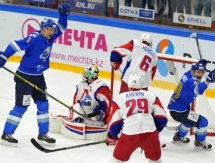 Фоторепортаж с матча КХЛ «Барыс» — «Локомотив» 4:3