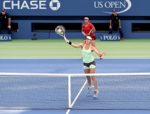 Фоторепортаж с финала «US Open» Шведова/Дельаква — Хингис/Мирза 3:6, 3:6