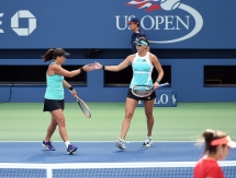 Фоторепортаж с финала «US Open» Шведова/Дельаква — Хингис/Мирза 3:6, 3:6