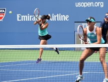 Фоторепортаж с финала «US Open» Шведова/Дельаква — Хингис/Мирза 3:6, 3:6