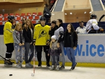 «Темиртау» провел открытые тренировки для болельщиков