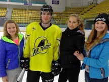 «Темиртау» провел открытые тренировки для болельщиков