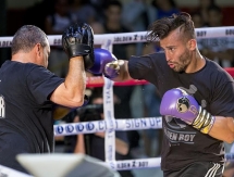 Фото с подготовки Давида Лемье к бою с Геннадием Головкиным