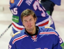 Голкипер «Лады» отразил 35 бросков от «Барыса»