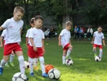 Сколько в Казахстане стоит отдать ребенка в футбольную секцию