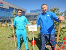 Олимпийский чемпион Жаксылык Ушкемпиров посадил именное дерево на «Аллее чемпионов»