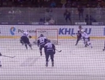 Шайба Найджела Доуса попала в ТОП-10 лучших голов сентября в КХЛ