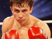 Перчатки Геннадия Головкина не хотите?