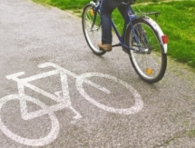В Атырау построили специальную дорожку для велосипедистов