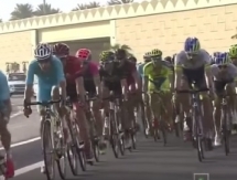 Видео финиша второго этапа «Тура Абу-Даби» с участием гонщиков «Астаны»