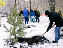 Игроки «Сарыарки» и «Темиртау» приняли участие в экологической акции