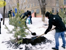 Игроки «Сарыарки» и «Темиртау» приняли участие в экологической акции