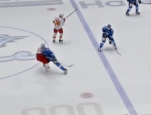 Силовой прием Романа Савченко в матче «Барыс» — «Йокерит» 2:0 вошел в Топ-10 недели КХЛ