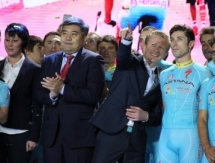 В Астане состоялось чествование велосипедных команд страны