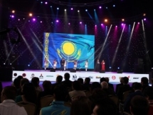 Фоторепортаж с чествования велосипедных команд страны