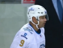 Шайба Доуса в матче «Амур» — «Барыс» 3:2 вошел в ТОП-10 лучших голов недели КХЛ