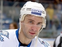 В «Барысе» два травмированных игрока