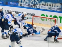 «Снежные Барсы» по буллитам проиграли «Сибирским Снайперам»