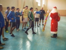 Дед Мороз пришел в гости к «Атырау»