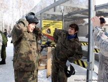 Хоккеисты «Кулагера» сыграли в пейнтбол