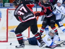 История встреч КХЛ «Авангард» — «Барыс»