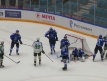 Видеообзор матча плей-офф МХЛ «Снежные Барсы» — «Толпар» 3:2