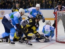 Видеообзор матча плей-офф ВХЛ «Сарыарка» — «Торос» 1:2