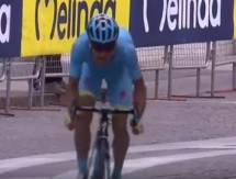 Видео победного финиша «Астаны» на третьем этапе «Джиро дель Трентино»