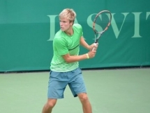 Попко вышел в 1/4 финала одиночного разряда турнира ITF в Шымкенте