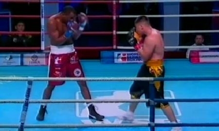  Видео боя матча WSB «Astana Arlans» — «Caciques Venezuela» Мухаметжан Еркин VS. Дейвис Хулио