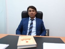 «Кайрат» подарил тренажеры средней школе 