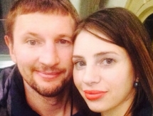 Жены хоккеистов сборной Казахстана — в числе лучших красавиц-болельщиц