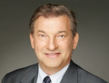 Владислав Третьяк: «Нужно обязательно забить Казахстану в первом периоде»