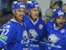 Лауреатами приза лучшей тройке сезона КХЛ второй год подряд стали Боченски, Бойд и Доус