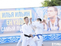 Актауские спортсмены выступили в поддержку отечественных олимпийских чемпионов