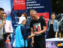 Турысбек и Куат посетили финальные матчи чемпионата среди воспитанников детских домов и школ-интернатов