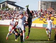 Фоторепортаж с матча Премьер-Лиги «Атырау» — «Шахтер» 0:0