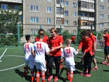 Футболисты «Алтая» посетили детский дом