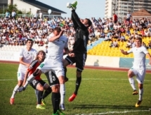 Фоторепортаж с матча Премьер-Лиги «Атырау» — «Шахтер» 0:0