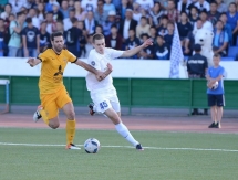 Фоторепортаж с матча Премьер-Лиги «Иртыш» — «Кайрат» 2:3