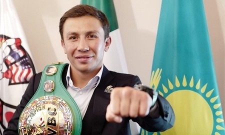 Геннадий Головкин: «Наконец-то я получил мой зеленый пояс WBC!»