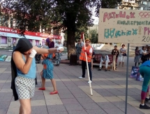Артисты театра выступили в поддержку казахстанским спортсменам на Олимпиаде