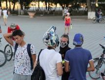 В Атырау прошел велопробег в честь дня рождения Рахимова