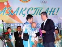 Как в аэропорту Астаны встречали казахстанских боксеров