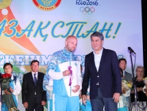Как в аэропорту Астаны встречали казахстанских боксеров