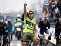 «Астана» подписала четырех гонщиков