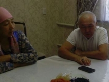 Токтагуль Сметова: «Не могу смотреть бои сына по телевизору»