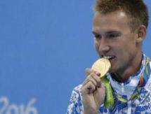 Друзья пловца Баландина гордятся его успехом в Рио